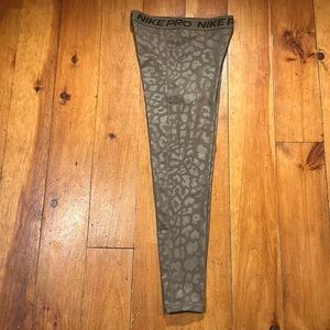 Nike Pro Leggings